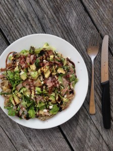 omelet met ham en balsamicodressing